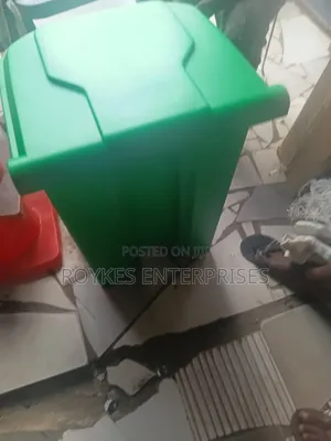 80 Liter Plastic Garbage Bin
