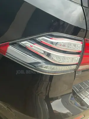 GLE350 2017 Back Light