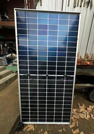 850w Jinko Solar Panel