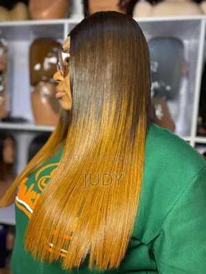 20 Inches Two Toned Bone Straight