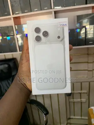 New Apple iPhone 17 Pro Max 256 GB White