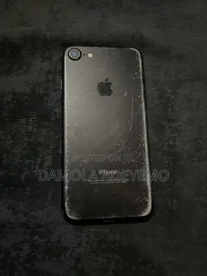 Apple iPhone 7 32 GB Black