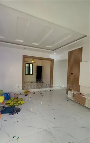 3bdrm Bungalow in Efab Queens Estate, Bunkoro for rent