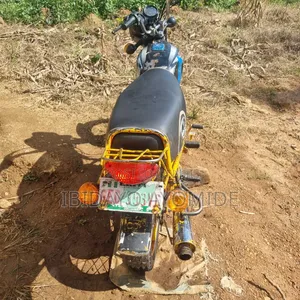 Bajaj Boxer 100 2023 Black