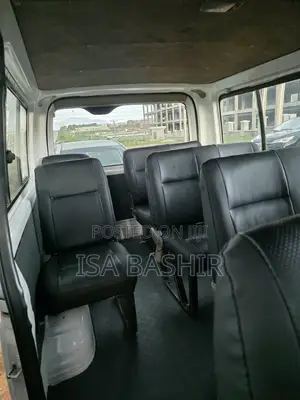 Hummer H3 2010 White
