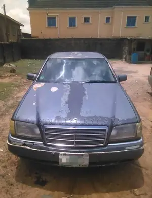Mercedes-Benz C-Class 2004 Black