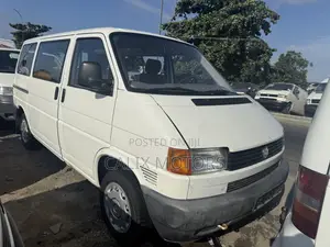 Volkswagen Transporter 2007 White