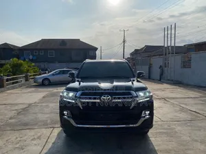 Toyota Land Cruiser 4.0 V6 GXR 2017 Black