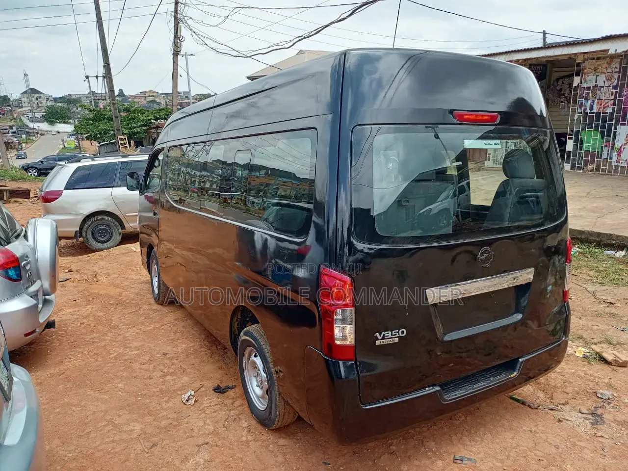 Nissan Caravan (Urvan) 2017 Black
