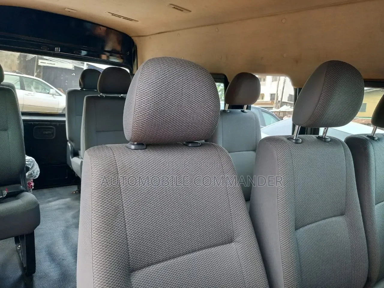 Nissan Caravan (Urvan) 2017 Black