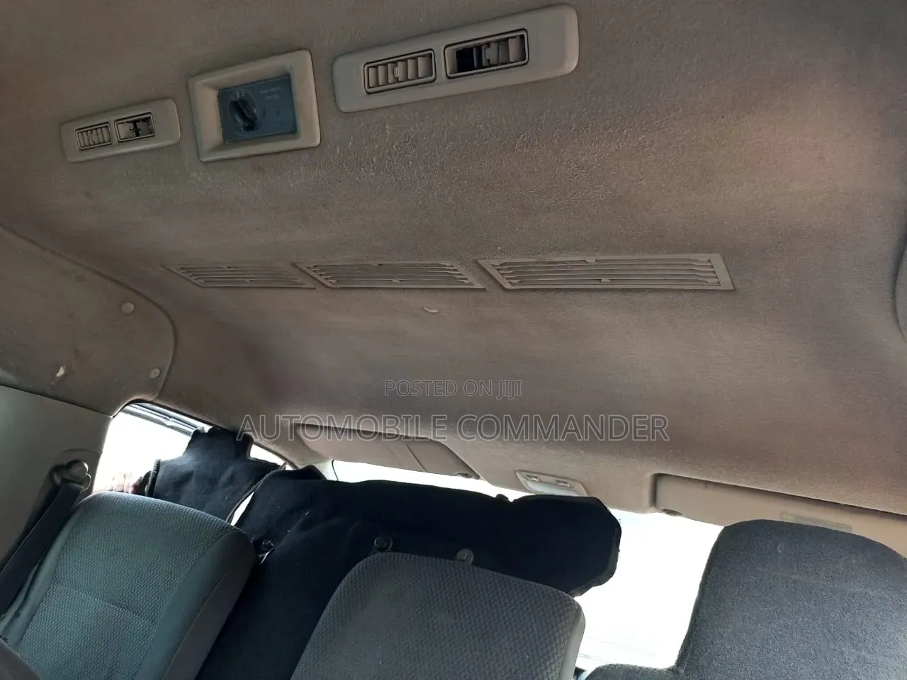 Nissan Caravan (Urvan) 2017 Black