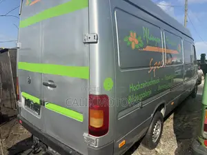 Volkswagen LT 2009 Grey