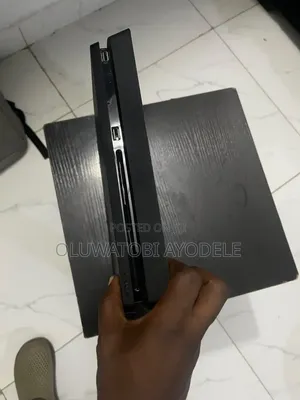 Used PlayStation 4 Console