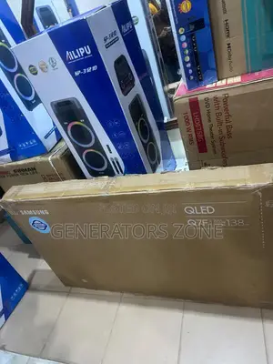 Samsung QLED 55” Screen – AI-Enhanced Viewing
