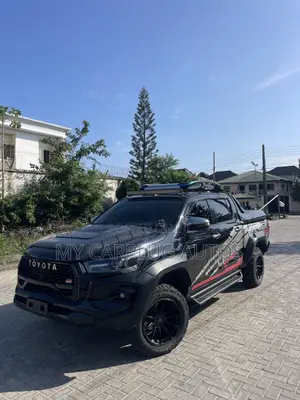 Toyota Hilux 2021 Black