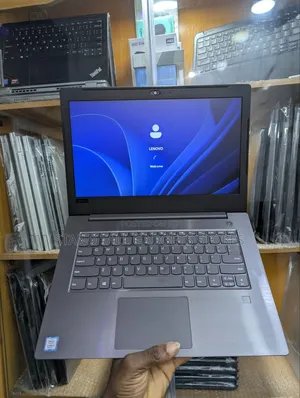 Laptop Lenovo IdeaPad 330C 8GB Intel Core i5 SSD 128GB