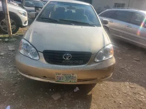 Toyota Corolla 2006 Gold