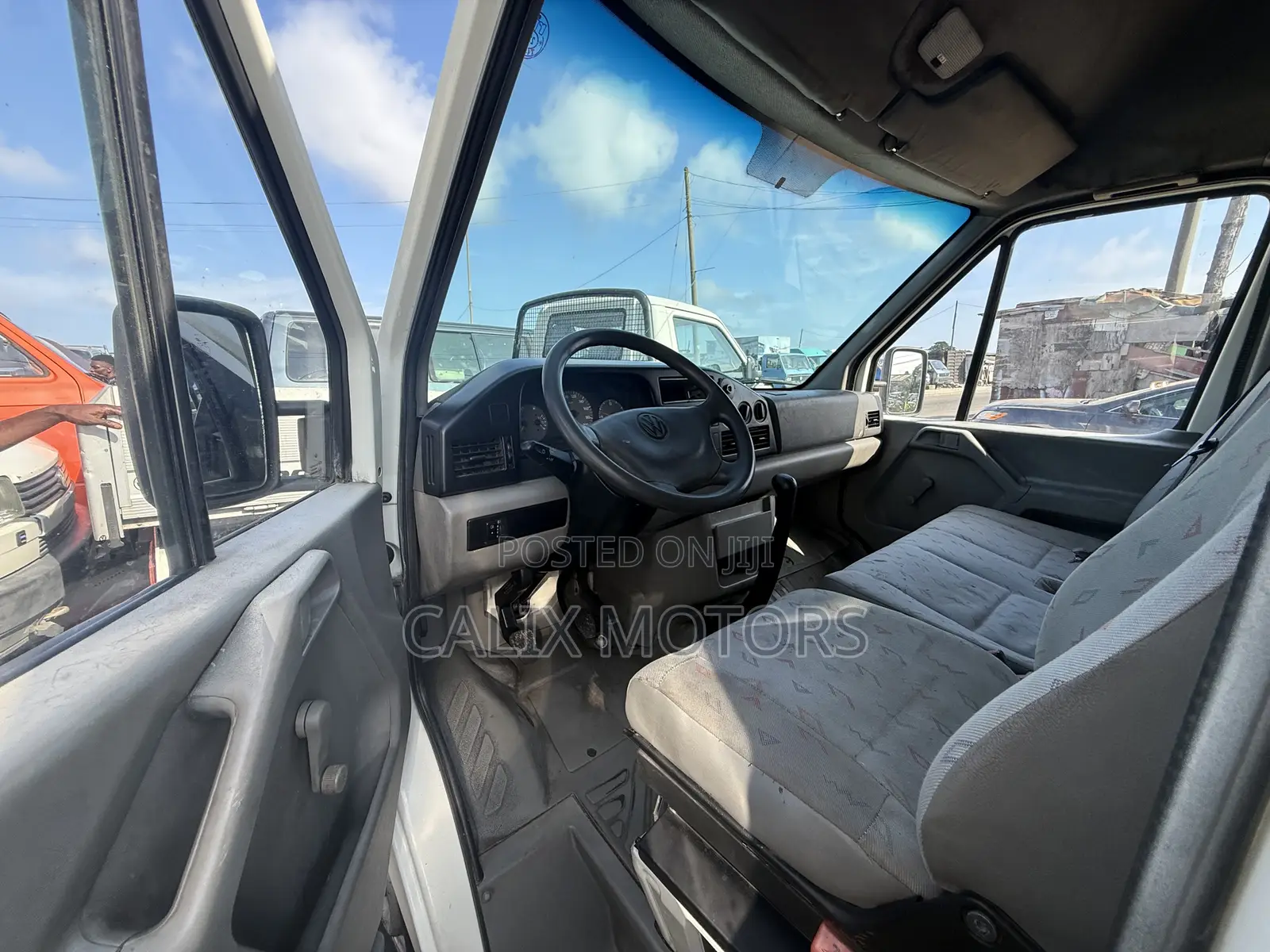 Volkswagen LT 2009 White