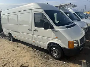 Volkswagen LT 2009 White