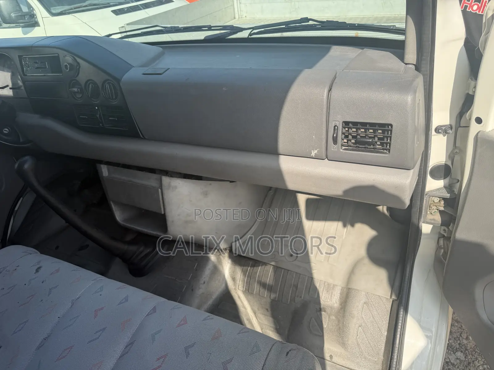 Volkswagen LT 2009 White