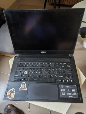 Laptop MSI GS66 Stealth 10UE 16GB Intel Core i7 SSD 512GB