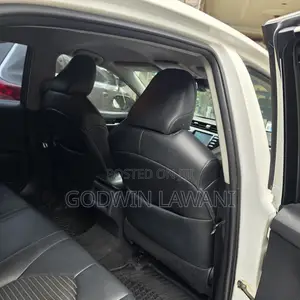 Toyota Camry 2018 White