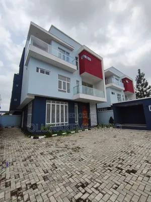 4bdrm Duplex in Ikeja Gra for rent