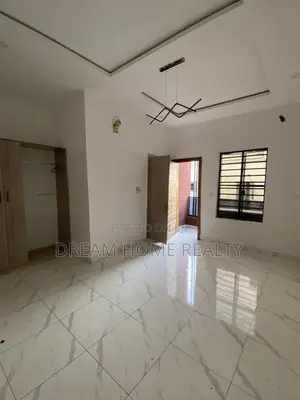 3bdrm Duplex in Ikota for rent