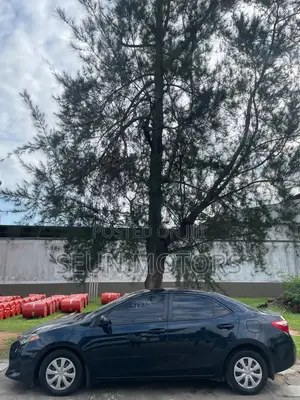 Toyota Corolla 2017 Blue