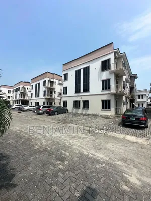 4bdrm Apartment in Lekki Conservation for rent