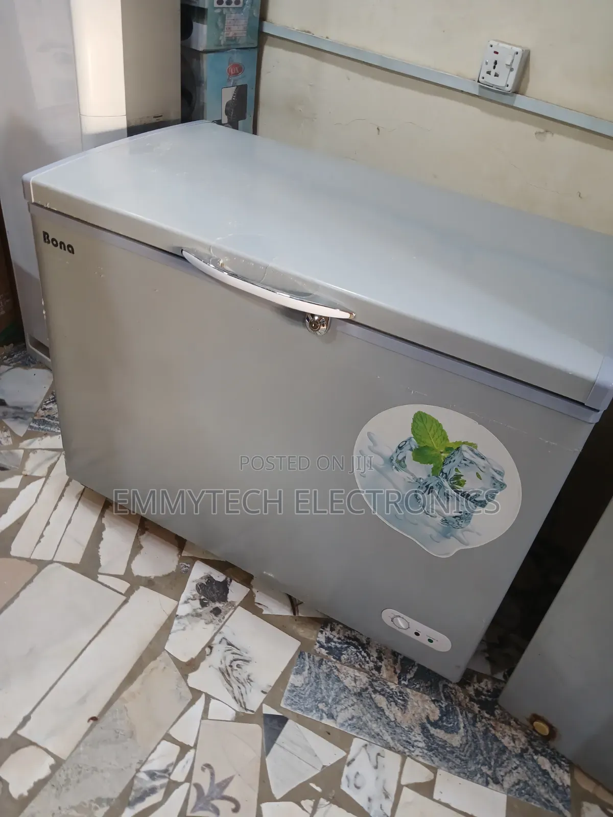 Bona Deep Freezer 320Ltrs
