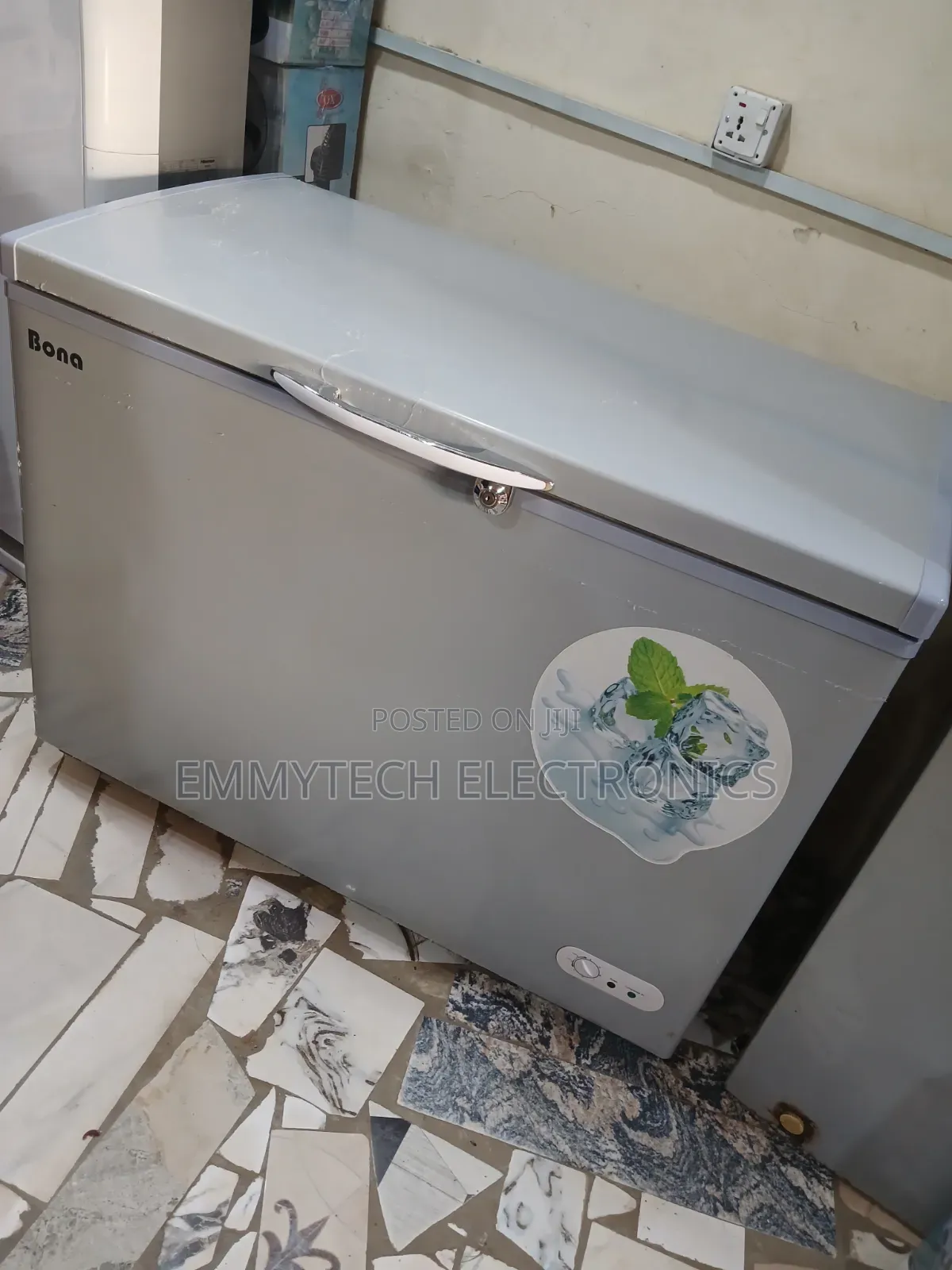 Bona Deep Freezer 320Ltrs