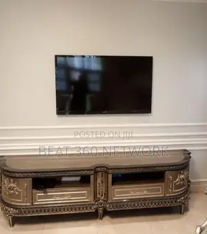 Sofa Set With Center Table