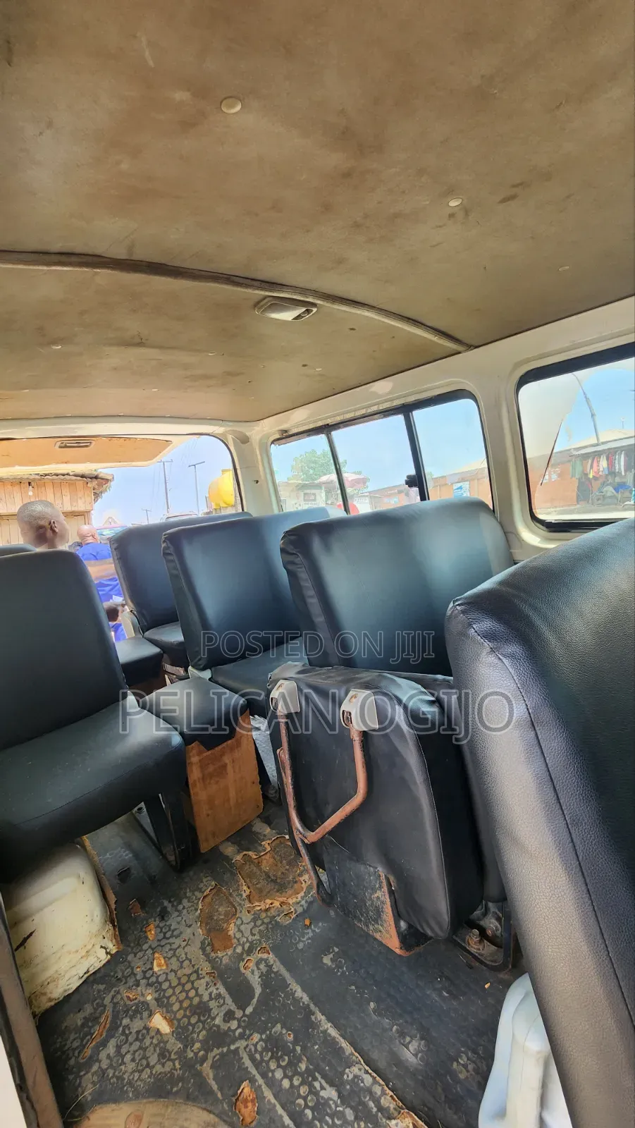 Toyota HiAce 2012 White