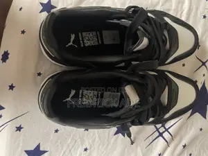 Puma Sneakers