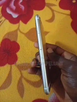 Apple iPhone 6s 32 GB Silver
