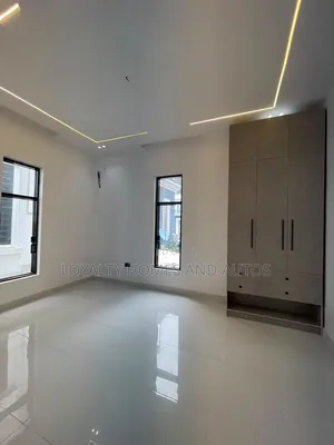 4bdrm Maisonette in Ikoyi S.W for sale