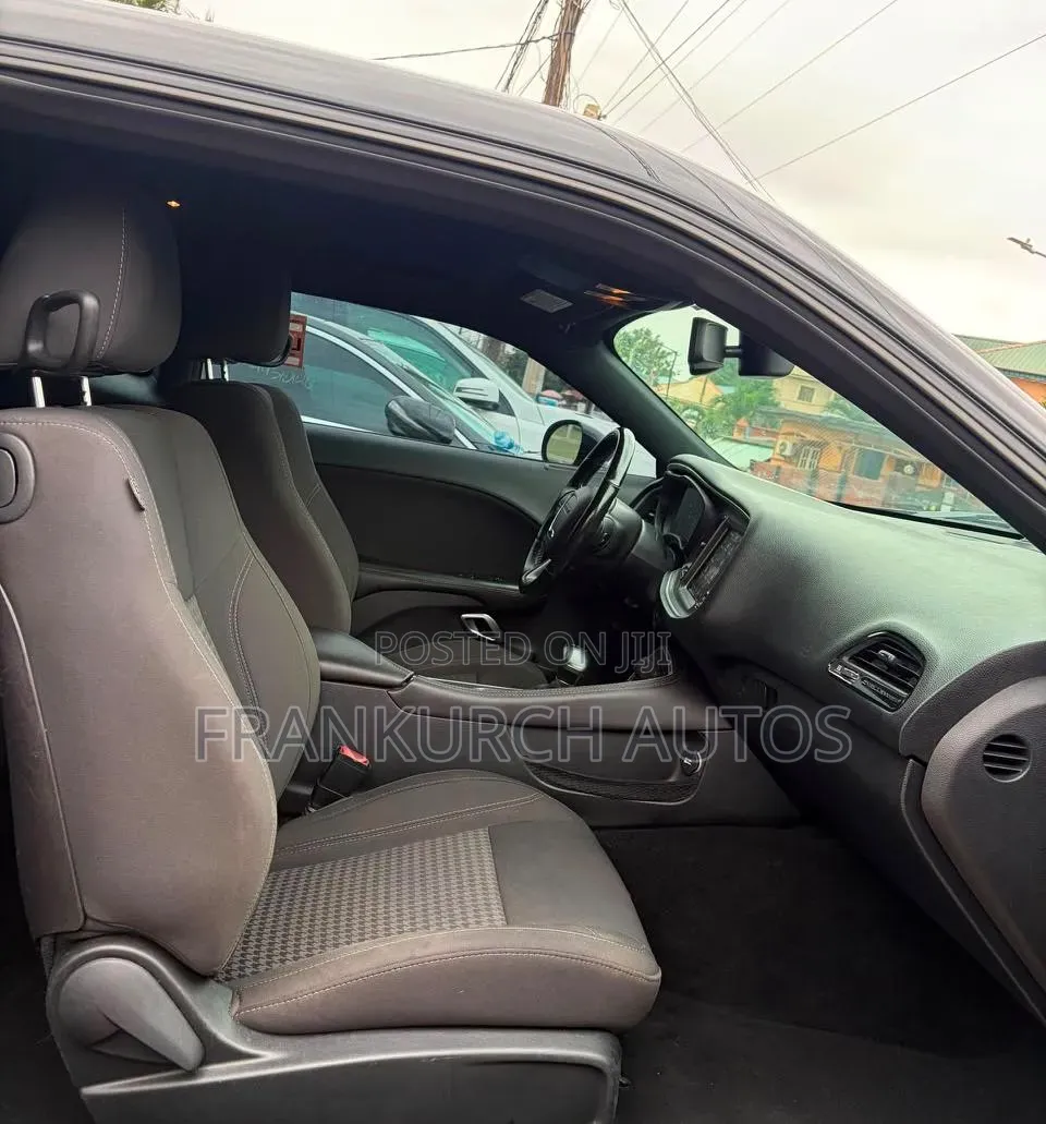 Dodge Challenger 2019 Black