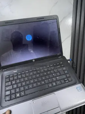 Laptop HP 4GB Intel Core i3 SSD 256GB