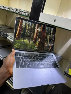 Laptop Apple MacBook Pro 2019 8GB Intel Core i5 SSD 256GB