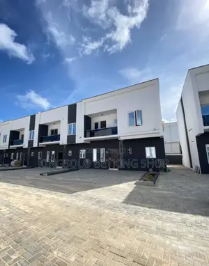 3bdrm Duplex in Abraham Adesanya for rent