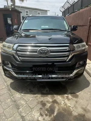 Toyota Land Cruiser 2010 Black