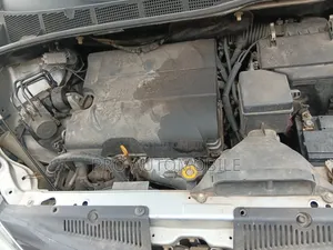 Toyota Sienna LE 7 Passenger 2012 Silver