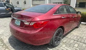 Hyundai Sonata 2012 Red