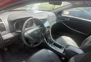 Hyundai Sonata 2012 Red