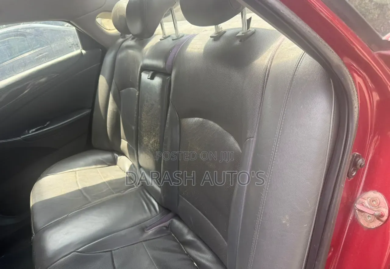 Hyundai Sonata 2012 Red