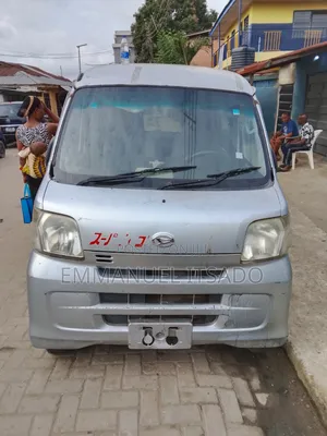 Daihatsu Hijet 2022 Silver