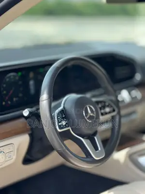Mercedes-Benz GLE-Class GLE 350 2020 Gold