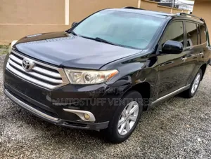 Toyota Highlander 2013 Black
