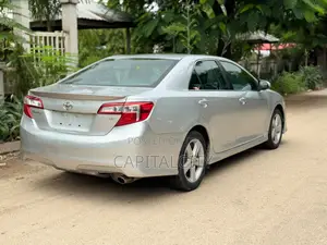 Toyota Camry SE 4dr Sedan (3.5L 6cyl 6A) 2014 Silver
